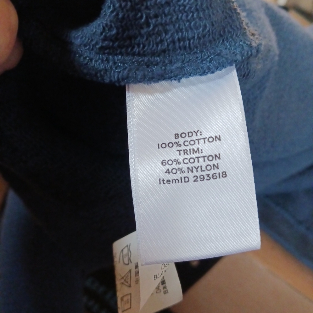 L.L. Bean Men's Two-Tone Black and Blue Jacket - Picture 4 of 4